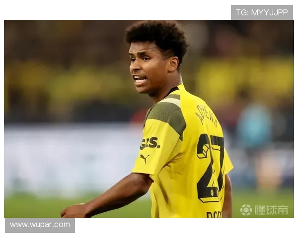 暖心阿德耶米！对手受伤弃攻，这波操作获裁判力赞