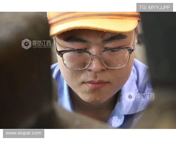 烈日下的绿荫守护者 —— 致敬巫溪高温下的坚守者